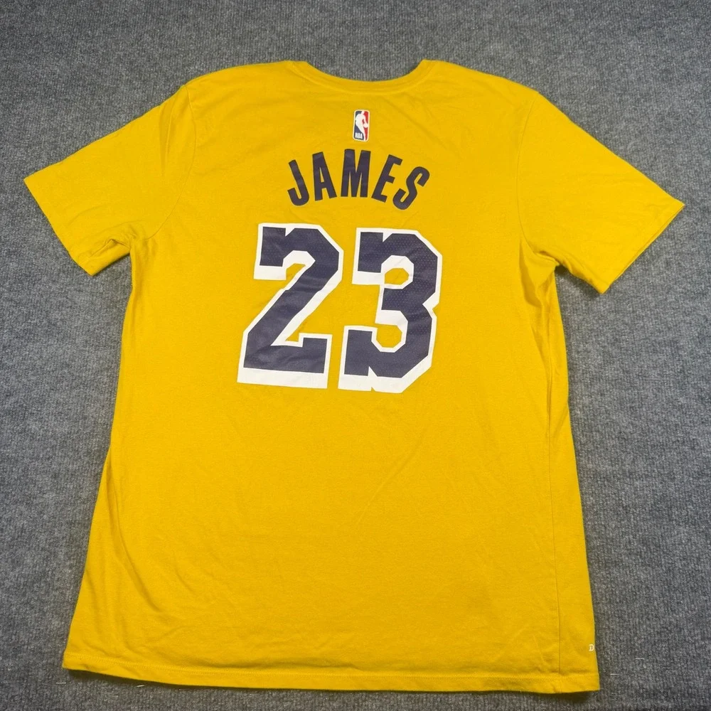 Nike Los Angeles Lakers LeBron James 23 Dri-FIT Shirt Yellow Mens Large NBA Tee